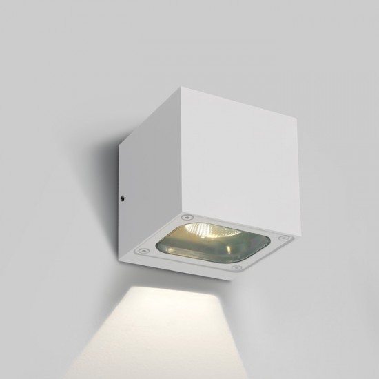 ONE LIGHT уличный настенный светильник The Cube LED, 6W, 3000K, 500lm, IP65, 67524A/W/W